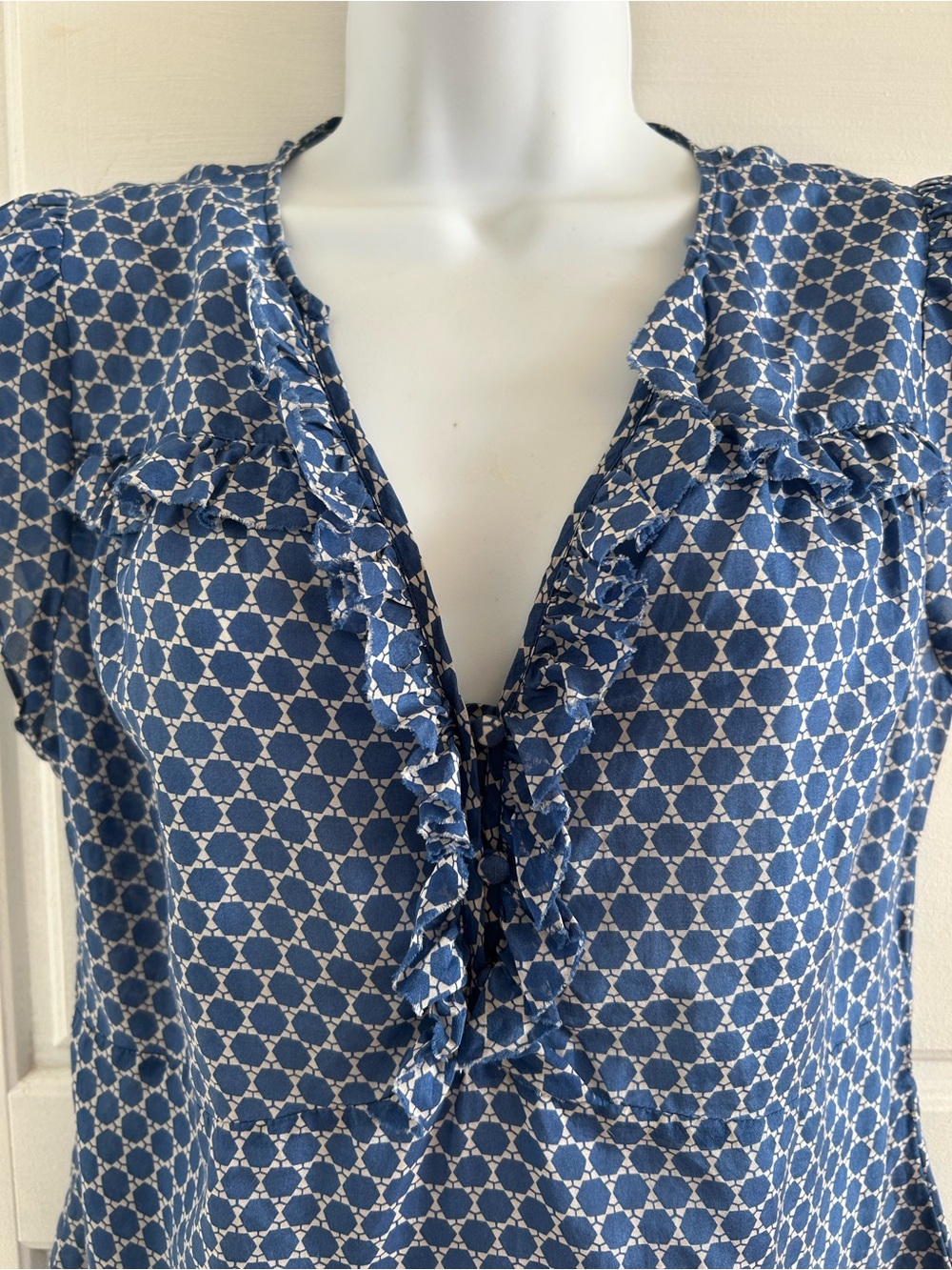 GAP Cotton Silk Blue Geometric Ruffle Blouse Top Size M
